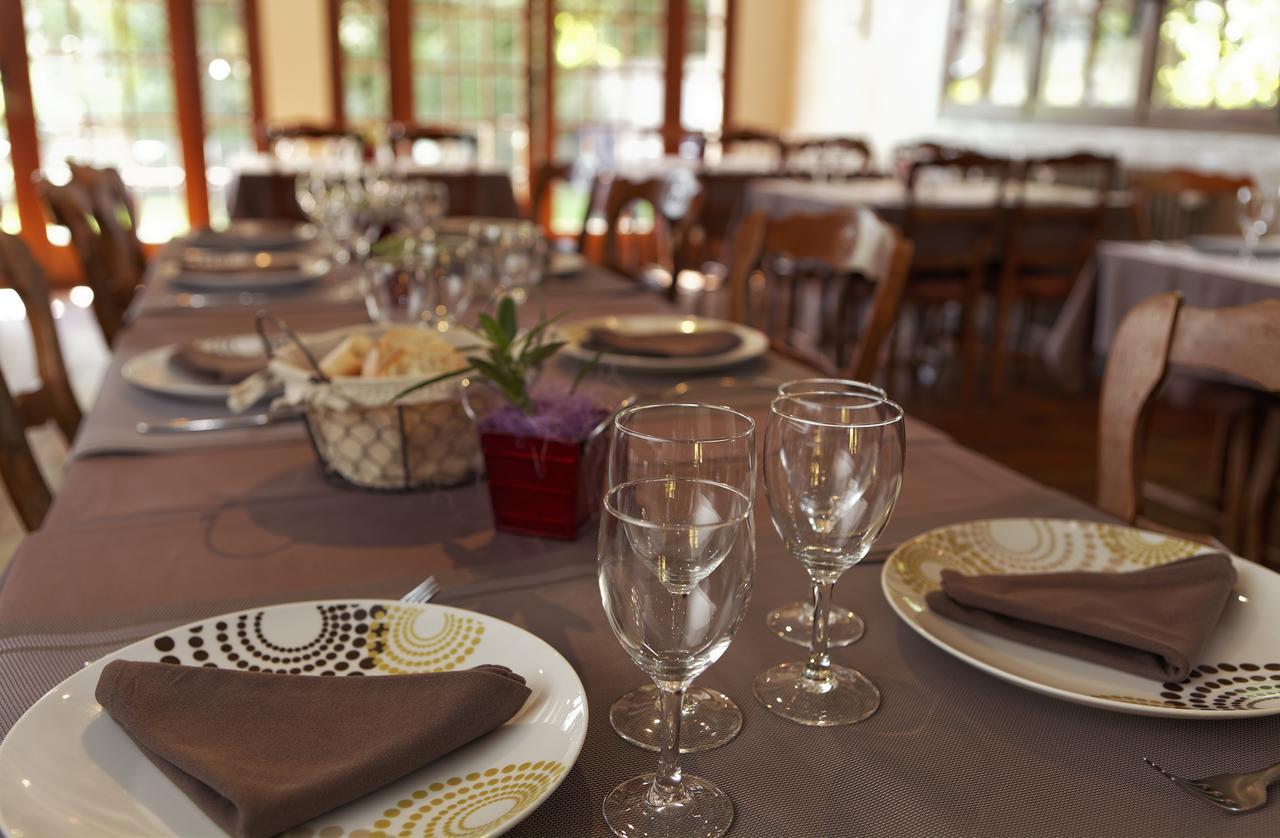 Le Galoubin Hotel Ranchot Екстериор снимка