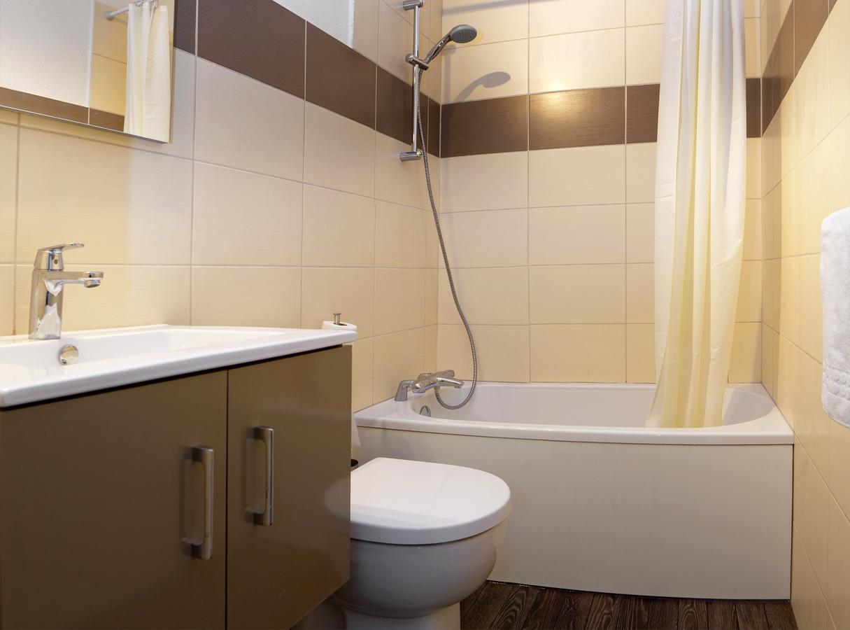 Le Galoubin Hotel Ranchot Екстериор снимка
